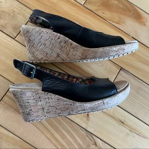 Crocs leather sandals size 6W